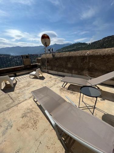 Casa Divota au cœur d’un village paisible in Santa-Reparata-di-Balagna