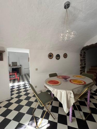 Casa Divota au cœur d’un village paisible in Santa-Reparata-di-Balagna