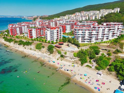 Marina - Panorama Fort Beach - Premium Sea Viev Apartments – khách sạn tại Elenite