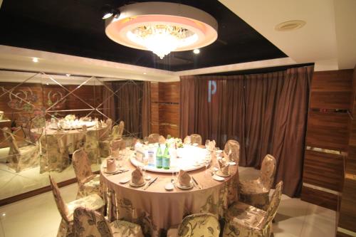 مطعم, فندق واندرفول (Wonderful Hotel) in Xinzhuang District