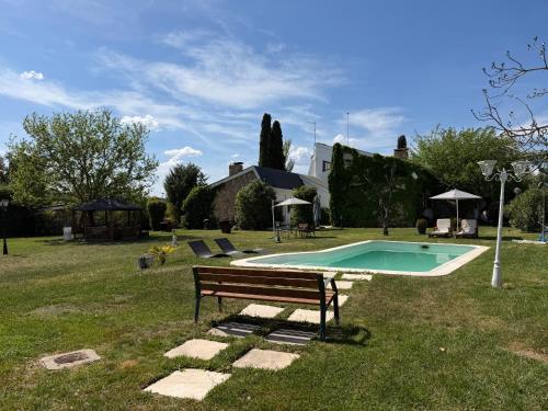Precioso chalet a 15 min de Madrid in 特雷斯坎托斯