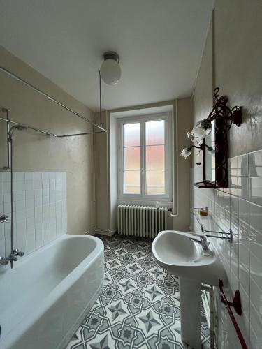 Vannas istaba, Gîte Chez Mamie Madeleine (Gite Chez Mamie Madeleine) in Charenton-du-Cher