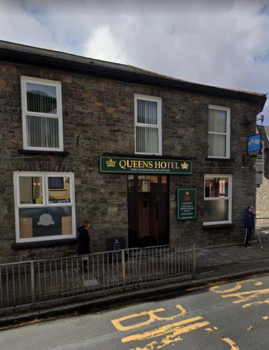The Queens Hotel - Ferndale