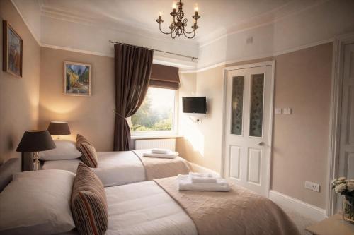 Ferndale Lodge - image 2