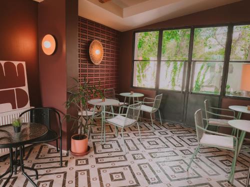 Ruby Hostel, Kutaisi - Private & Shared Rooms in Kutaiszi