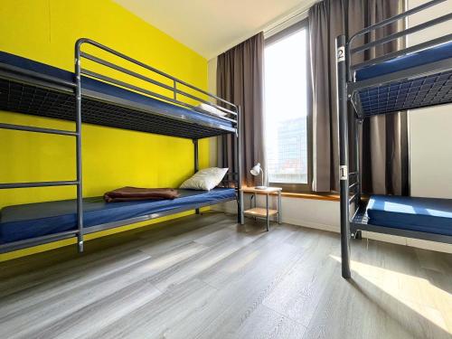 Youth Hostel van Gogh - image 13