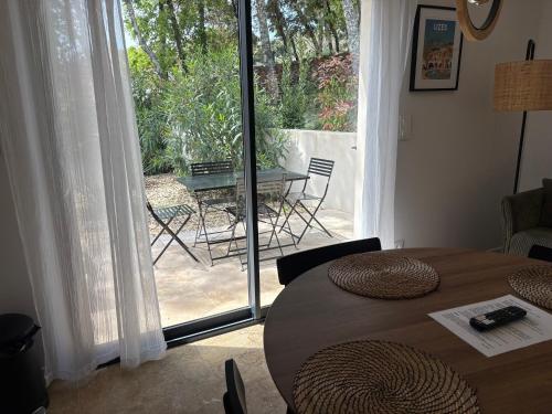 Appartement à 10 min du centre ville d'Uzès (Appartement a 10 min du centre ville d'Uzes) in Aigaliers