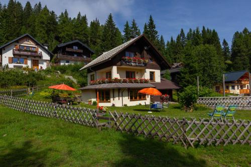 Ferienhaus Fritz – khách sạn tại Passriach