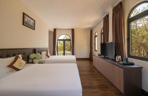 room detail thumbnail 0