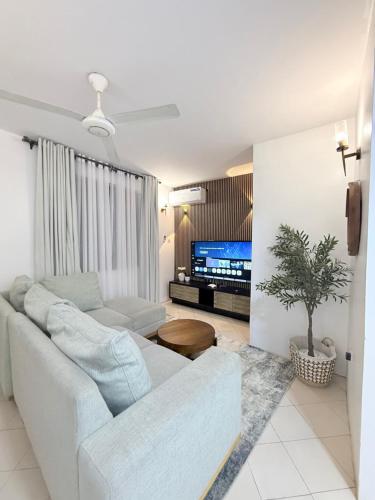 Aggiestays, 2BDR Apart - Sinza Mapambano – khách sạn tại Mwenge