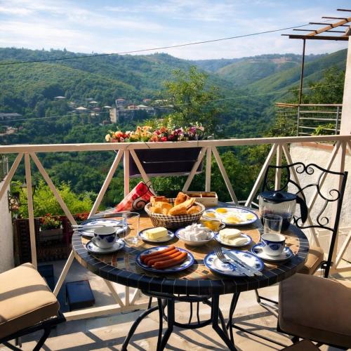 Ruoka ja Juomat, Sighnaghi Art Hotel in Sighnaghi