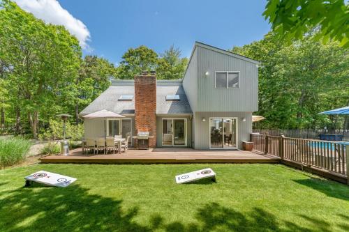 Hamptons Retreat in Quogue with Pool & Tennis - 90min from NYC in Quogue