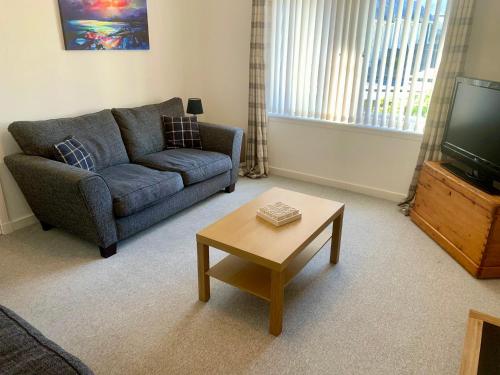 Spacious 2 Bedroom Home in Picturesque Cullen gîte à louer Caple Rock