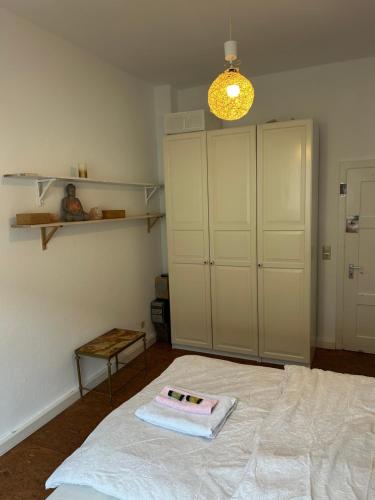 Minimalistic bright room 12min from Hanover central station, Hannover (foto 4)