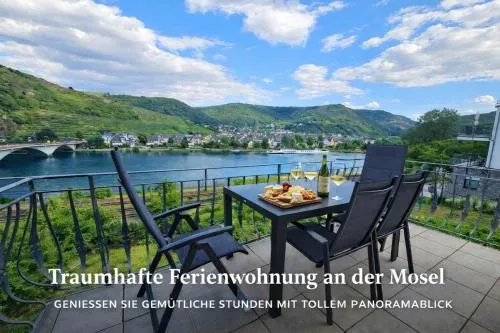 MV Römerlodge mit einmaligem Moselpanoramablick in Treis-Karden, Deutschland