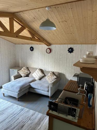 Pax, Little Hide away in Ryde East