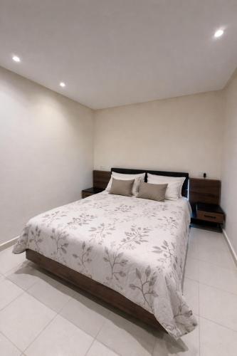 2 bedrooms, 2 beds