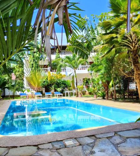 Swimming pool, Belle Escale in Mombasa