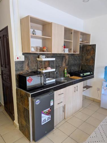 Kitchen, Belle Escale in Mombasa
