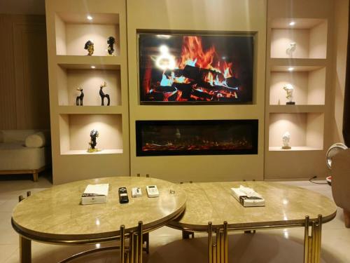 Luxury and Spacious Apartment - image 4