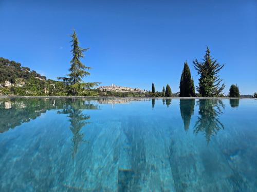 Ideal BnB, Luxury Apartments - Hôtel - Saint-Paul-de-Vence
