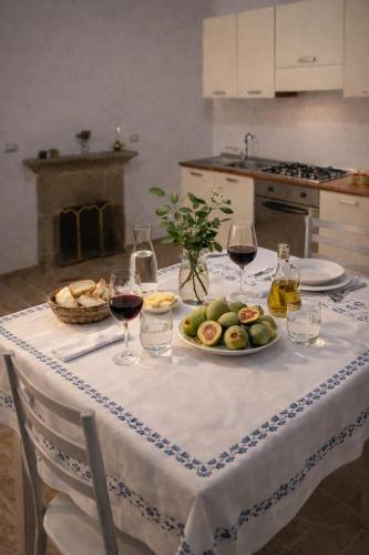 Cilento House with Garden & Sunset View in 塞薩奇倫托