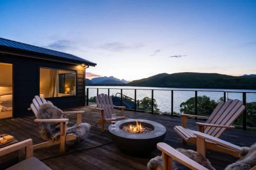 Lake Hayes Luxury Villa Views AC Fireplace – khách sạn tại Lake Hayes