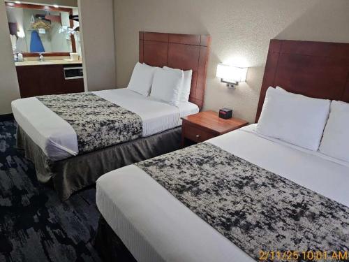 1 queen bed