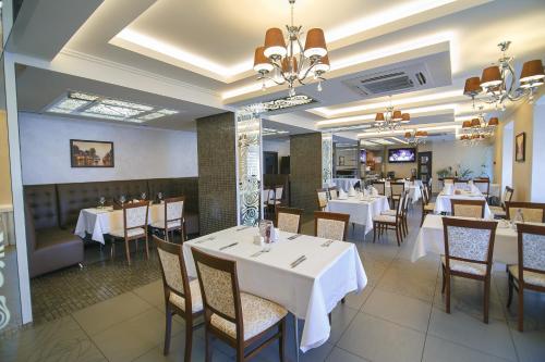 Premier Hotel Abri - image 11