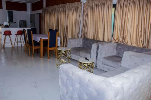 villa km19 in Assinie-Mafia