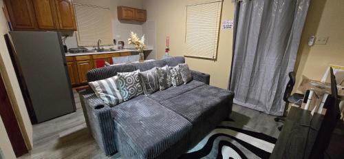 Cozy Hub -A in Guana Bay