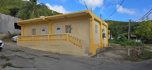 Išorė, Cozy Hub -A in Guana Bay