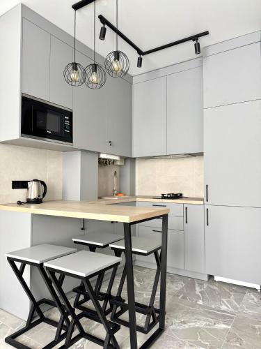 1bd Apartment in Sanville Park, Sviatopetrivske - 2 floor 313 in Sviatopetrivske