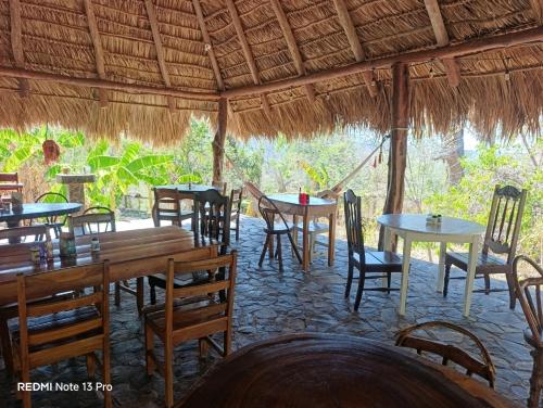 El Porvenir Eco-Lodge in Santa Cruz