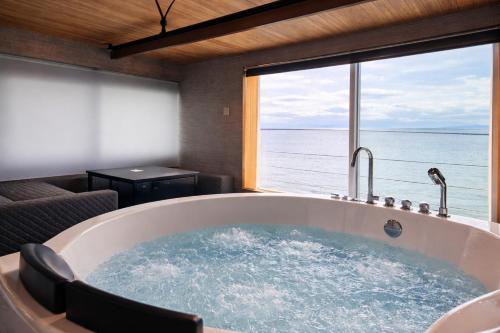 Free Sauna and Jacuzzi Sesekushi Umi terrace 小型犬2匹までOK #BU1 – khách sạn tại Kiire