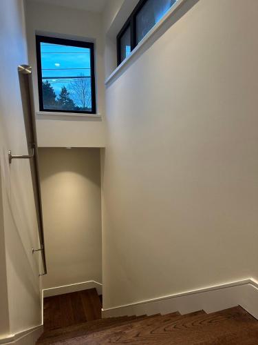 A Tiny House Near UBC 温哥华UBC小别墅 in Vancouver, Canada