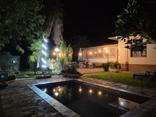 Viesnīcas āriene, Orpheus Inn in Khorixas