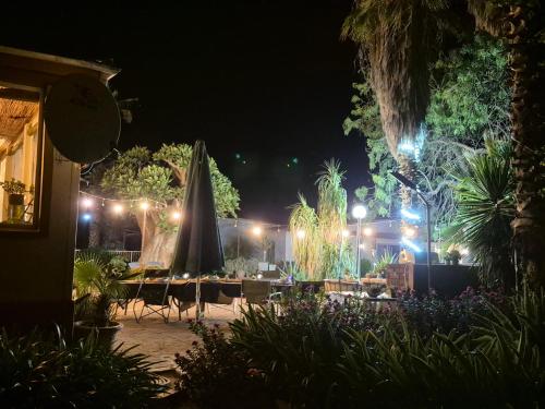 Iekārtas, Orpheus Inn in Khorixas