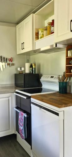 Cozinha, The Little House on Litchfield in Batchelor