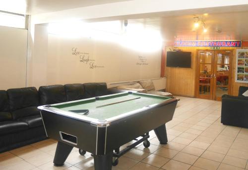 Recreational facilities, Kensal Green Backpackers 2 in Wembley