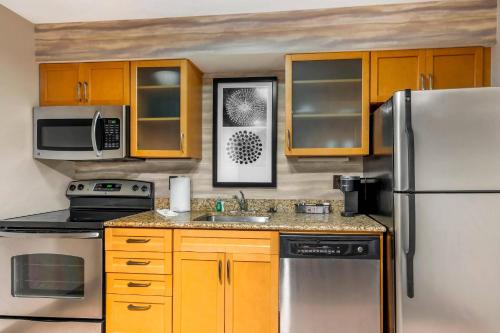 Residence Inn St. Louis Galleria - image 15