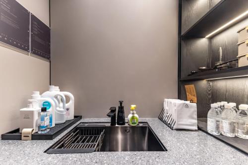 Shanghai Wujiaochang Zhongyuan City Plaza Atour Hotel in Янпу Уцзяочан