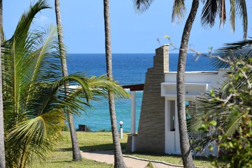 Exterior view, Hillpark Amare Resort in Tiwi