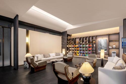 Лобби, Shanghai Wujiaochang Zhongyuan City Plaza Atour Hotel in Янпу Уцзяочан