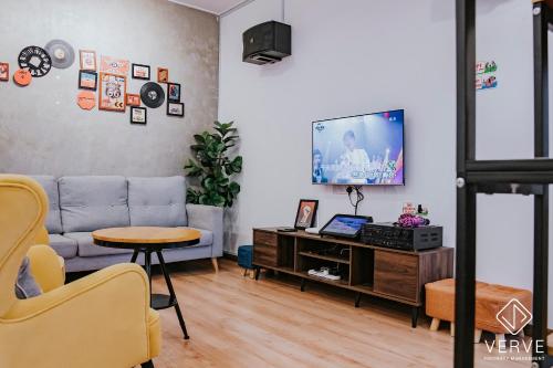 Ipoh Buntong Jaya Silibin By Verve - Shoplot – khách sạn tại Menglembu