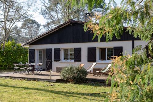 Sleeps 10