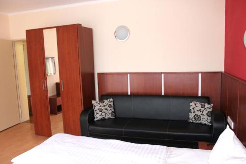 Triple Room with Balcony