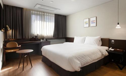 Bay Hound Hotel Room Type - Double Room Assigned at Check-in - No Parking