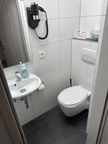 Hotel Rhein INN 4