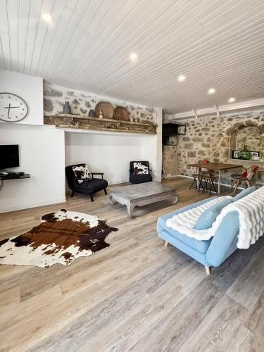 Maison Chez Madeleine 4 pers, Entre le Lioran et Vic-sur-Cère gîte à louer Thiézac
